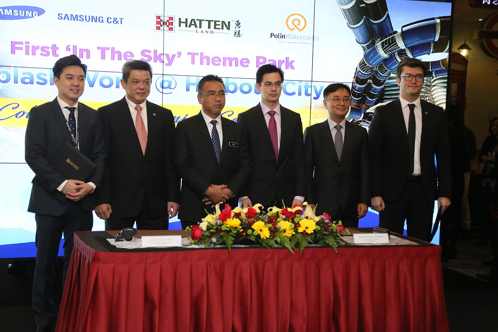 The signing ceremony between Hatten Land Limited, Samsung C&T, and Polin Waterparks, witnessed by the Chief Minister of Melaka