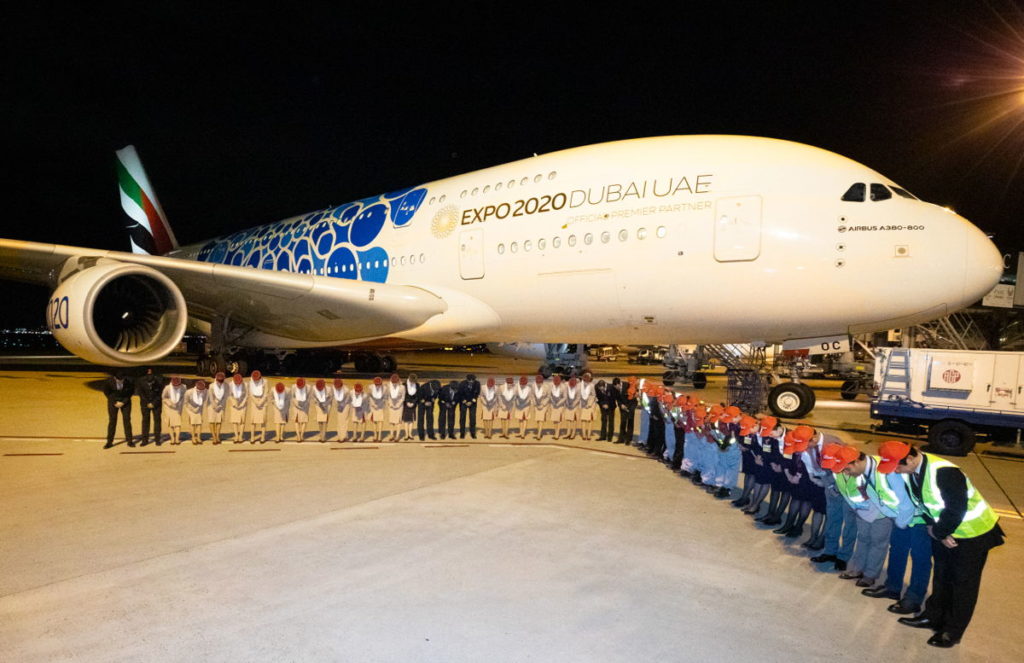 Emirates flight deck and cabin crew and Emirates airport staff in Osaka perform the Ojigi. Ojigi (bowing) is the Japanese traditional way of greeting.