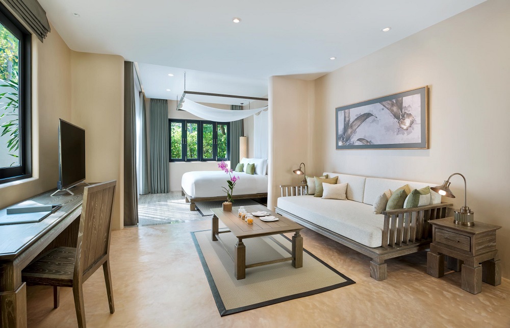 Deluxe King Living Room - The Naka Island