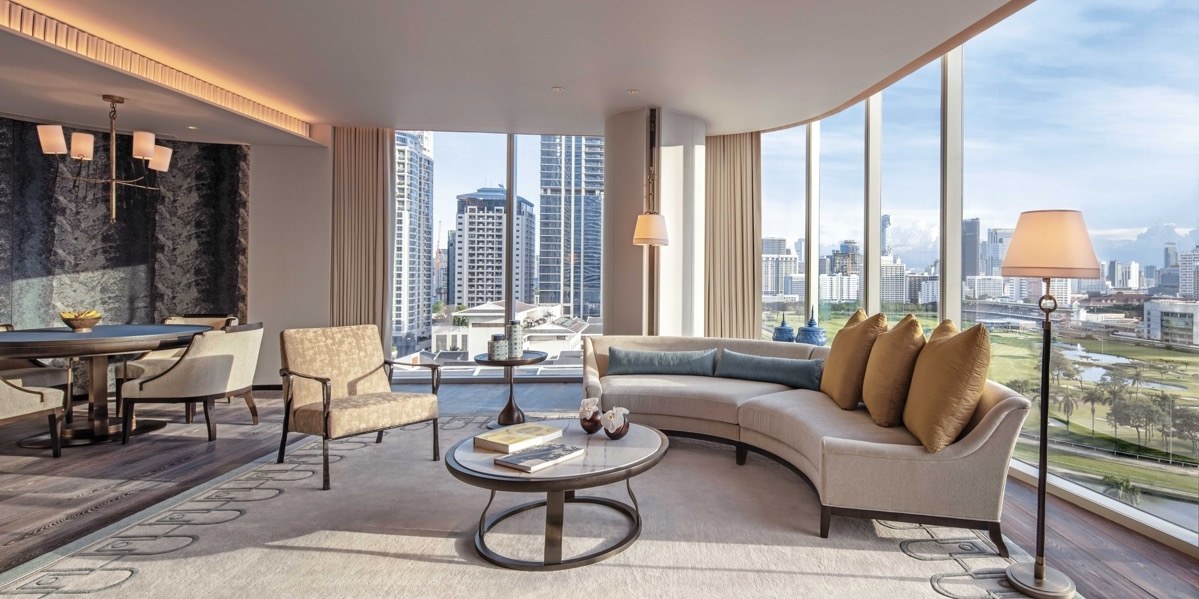 Waldorf Astoria BKK Suite Living room