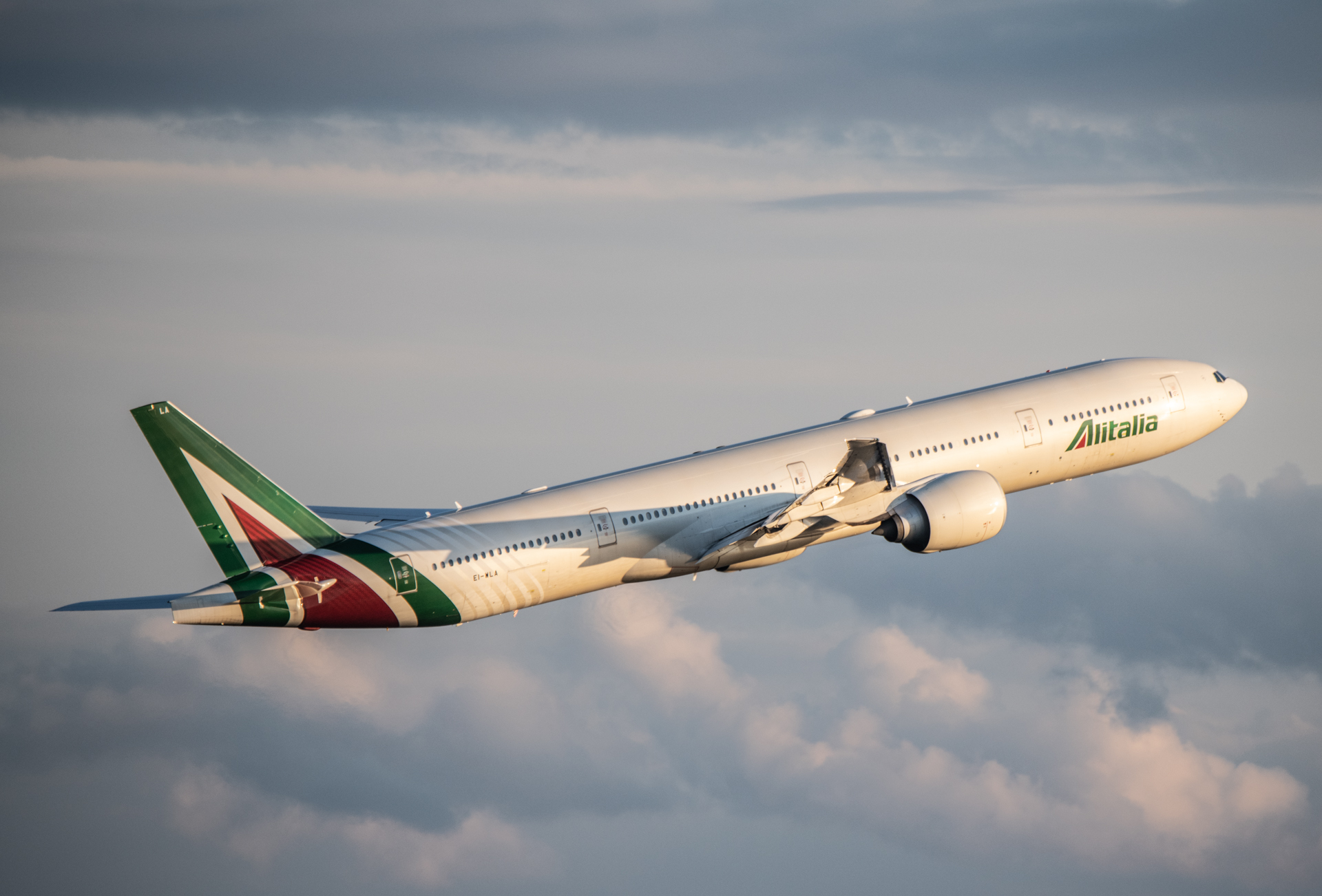 Farewell Alitalia ITA cleared for takeoff