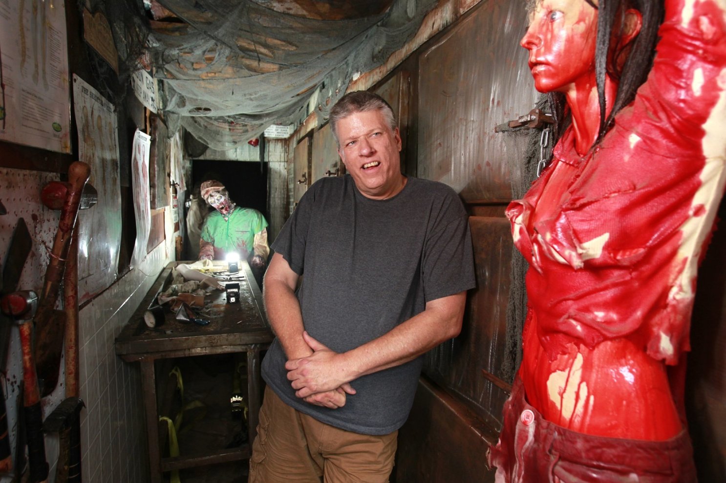 Get paid Big Time By Visiting World's Scariest Haunted House - PenChalk