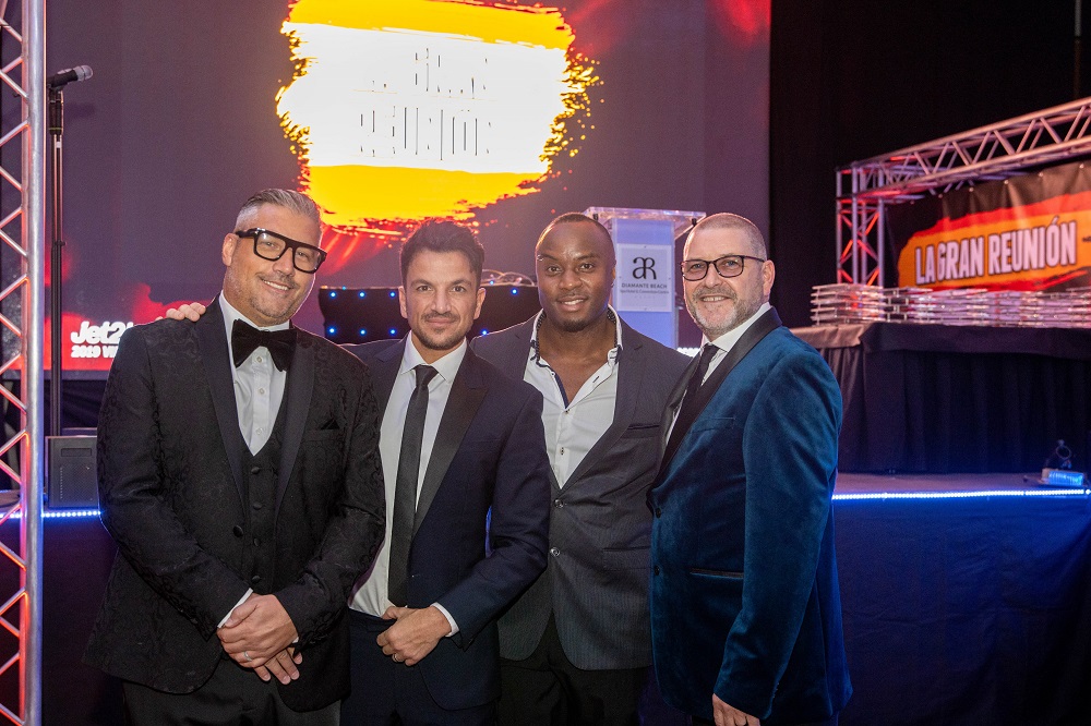 Craig Davidson, GM of trade sales (left), Peter Andre, Ryan Jackson and Alan Cross, head of trade (right)