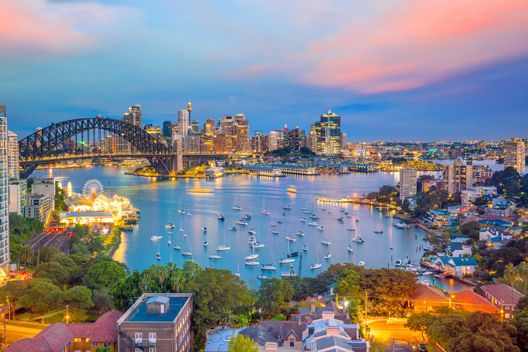 Travel and work in sunny Australia! Image from <a href="https://www.traveldailymedia.com/assets/2020/01/shutterstock_662769598.jpg">here.</a>