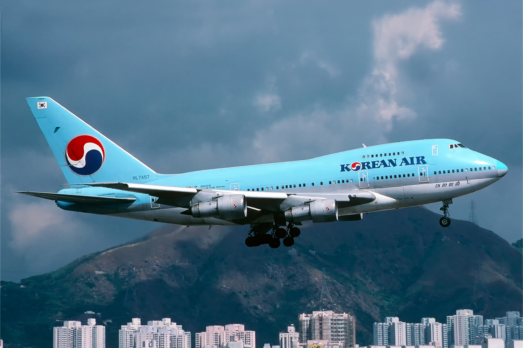 Korean Air to restart international flight operations in June