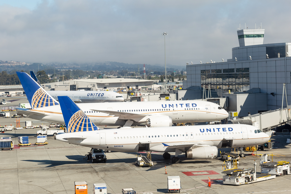 United places massive order to buy 270 jets