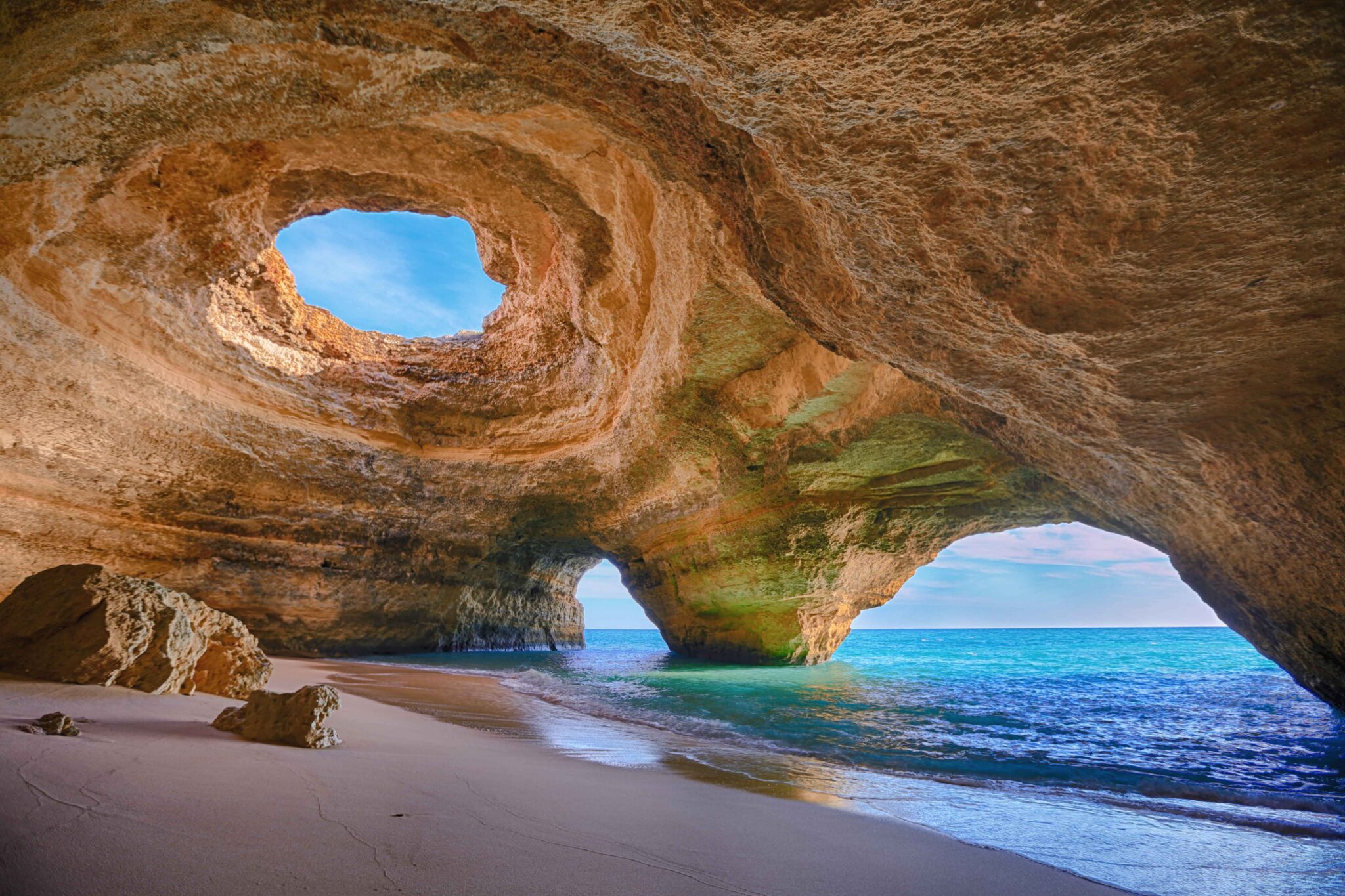 Algarve Tourism relaunches online travel training courses