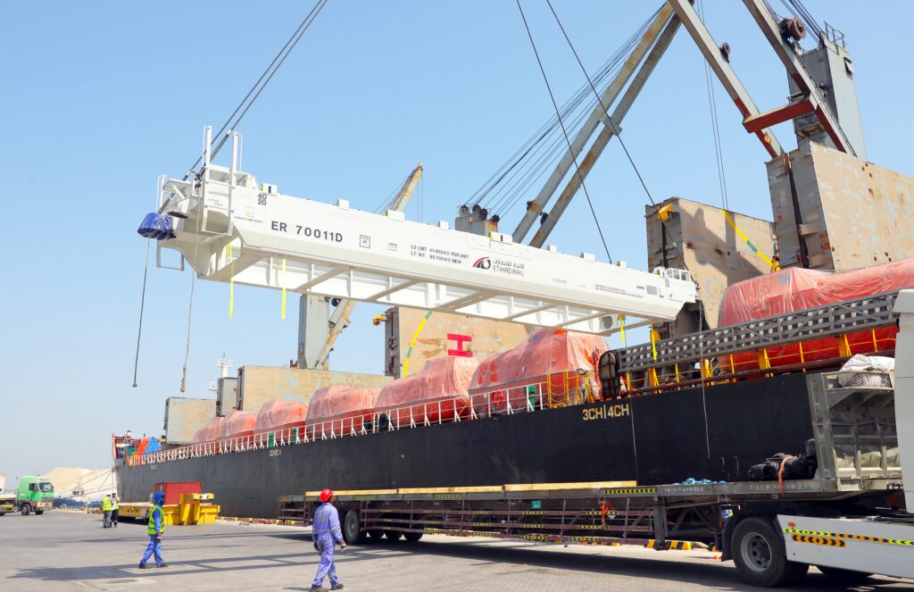 Etihad Rail new wagons fleet offloading