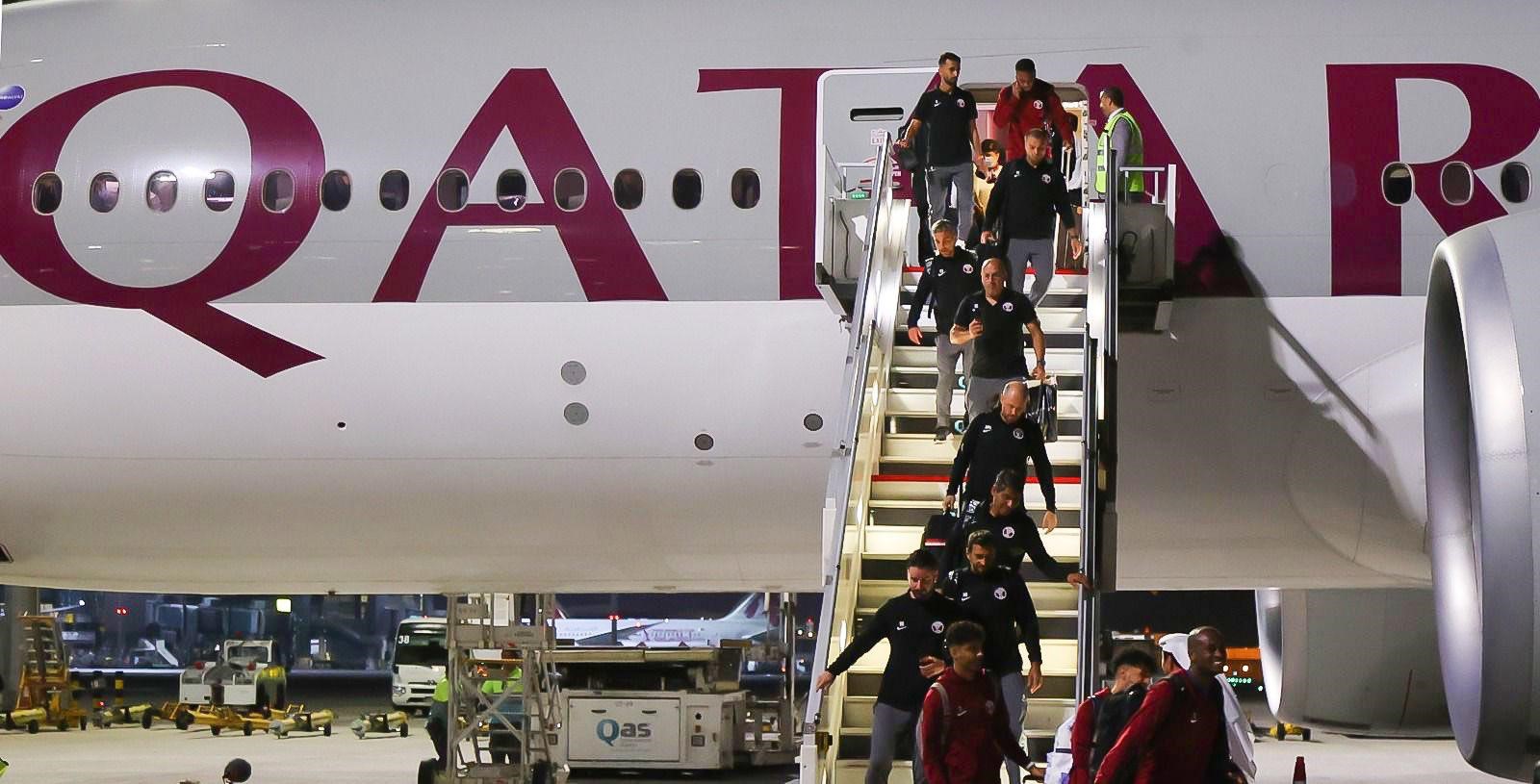 Qatar Airways flies Qatar National Football Team and 140 FIFA Legends to the FIFA World Cup 2022