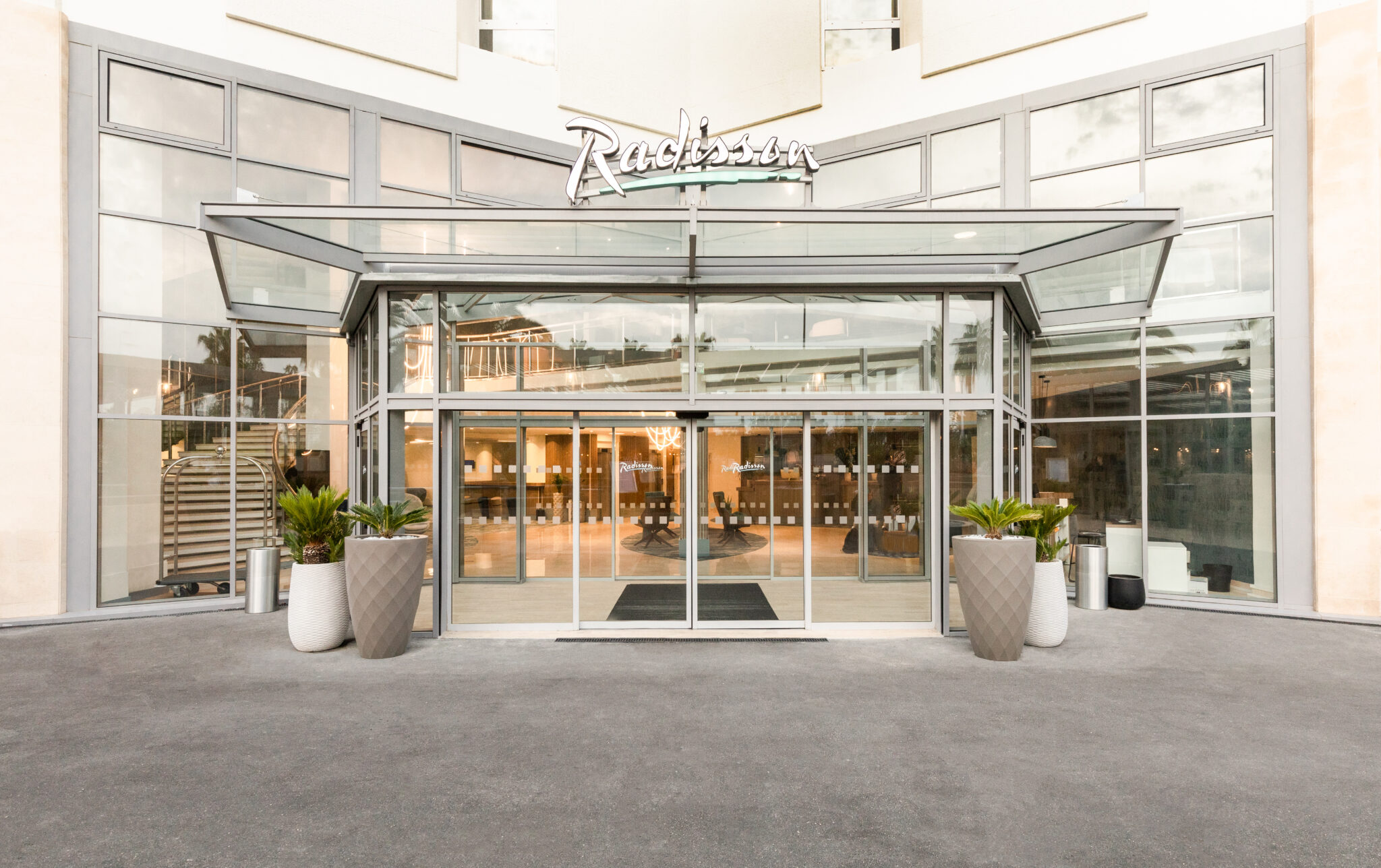 Radisson Hotel Group opens first Radisson hotel in France